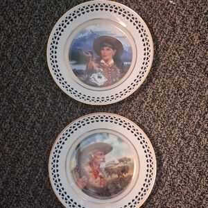 Buffalo Hunter  Annie OAKLEY Commemorative Plate with Gold Lettering
